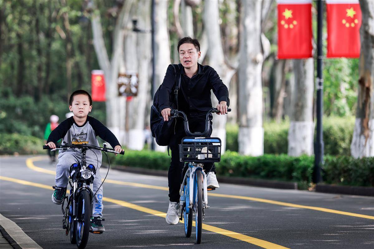 威尼斯真人发牌